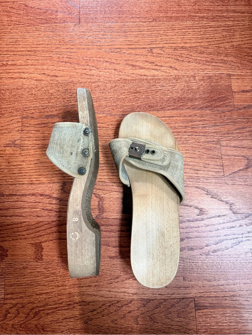 VINTAGE Dr. Scholl's Tan Slide Sandals with Buckle